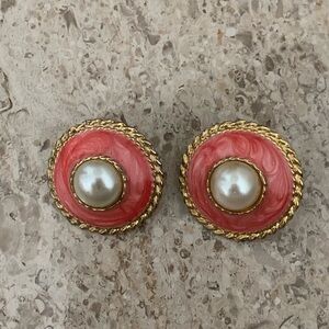 Vintage Coral and Gold Pearl Clip On Earrings